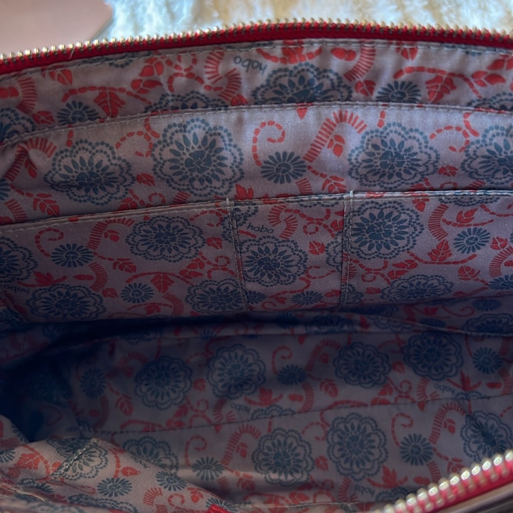 Vintage HOBO bags Friar in crimson - Picture 10 of 16